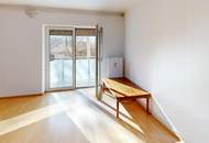 Sonnige Etagenwohnung mit Balkon