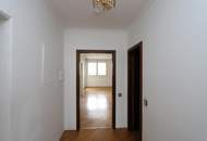 Erste Lage! großzügige 5 Zimmer Wohnung mit Balkon und toller Aussicht