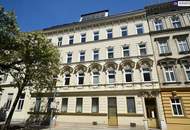 ***Wo Altbaucharme auf modernen Wohnkomfort trifft – 4-Zimmer-Wohntraum mit Balkon und Blick ins Grüne ***