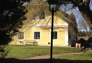 Wienerwaldhof mit Pool im Apfelgarten - 7 Zimmer - 5 bedroom villa 15 km from Vienna