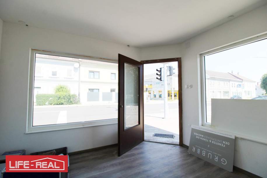 Hochfrequenz-Standort: Ihr neuer Verkaufs- oder Ausstellungsplatz im Herzen der City, Gewerbeobjekt-legalform.pacht, 1.499,00,€, 4600 Wels(Stadt)