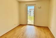 Hirschfeld: 4. Stock - Erstbezug und provisionsfrei mit mega Terrasse zum super Preis