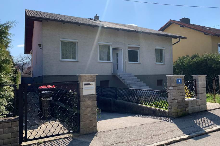 LIEBEVOLLES, TEILRENOVIERTES EINFAMILIENHAUS IN BEGEHRTER WOHNLAGE VON KÖNIGSTETTEN MIT HERRLICHEM FERNBLICK IN DEN WIENERWALD, Haus-kauf, 349.000,€, 3433 Tulln