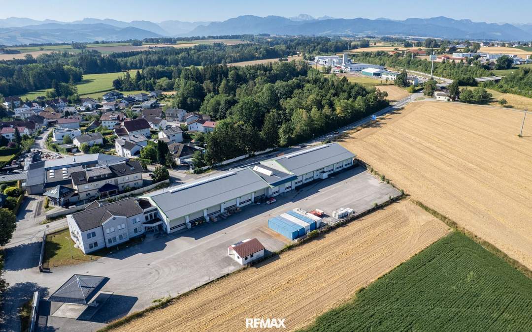 Manche Hallen bieten Fläche – dieser Standort bietet die perfekte Basis für Ihren Erfolg.