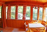 Renovierungsbedürftiges Landhaus mit Pool , Grundfläche 1.594 m² Renovierung und Schönheitsreparaturen sind erforderlich, dennoch sofort beziehbar!