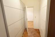 Beim SCHLOSS BELVEDERE - elegante, großzügige 4-Zimmerwohnung! Auch WG-geeignet.