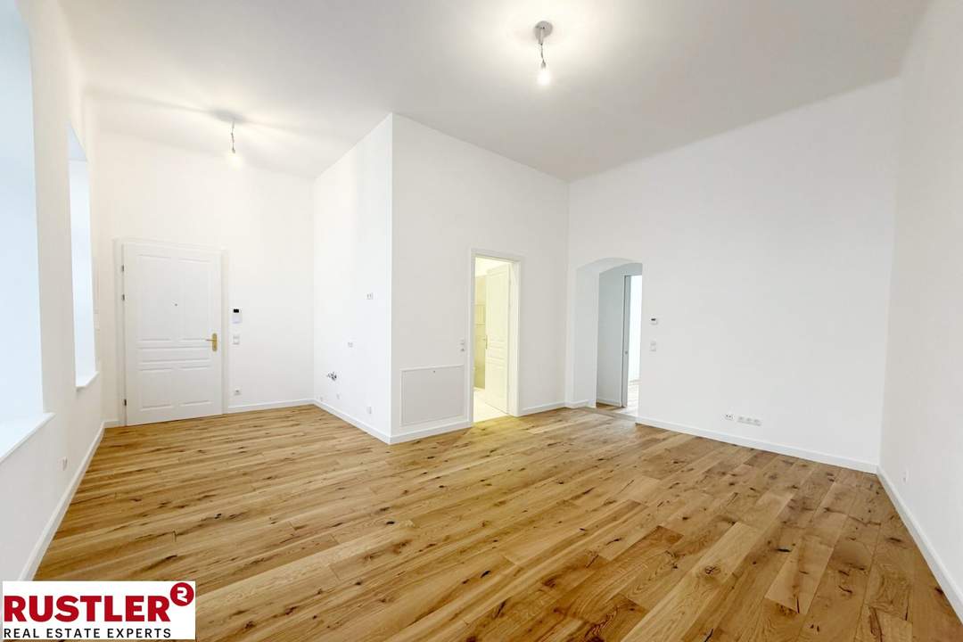 Stadtleben und Ruhe vereint: 2-Zimmer-Wohnung mit privater Innenhofterrasse