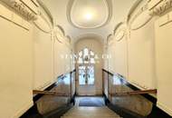 ZENTRUMSNAHES - MODERNES DACHTERRASSENAPARTMENT