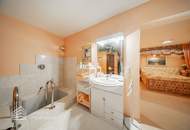 Beeindruckende Villa mit gepflegtem Garten und Pool