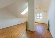 Exklusive 5-Zimmer-Maisonette mit Galerie und Balkon in zentraler Lage