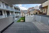 Provisionsfrei! Im ruhigen und grünen Innenhof mit 2 Freiflächen und Küche