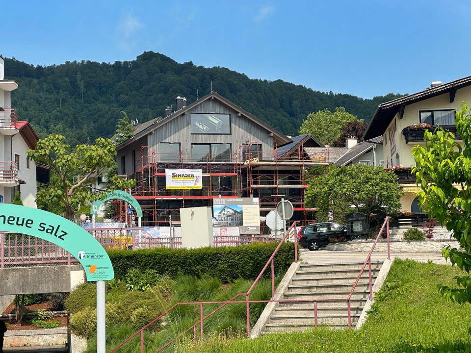 wenige Schritte zum See und ins Zentrum - Haus am See - Neubauwohnung in Altmünster