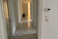 AB SOFORT!! WEIHNACHTSAKTION: 1 MONAT MIETFREI! Geräumige 3-Zimmer-Wohnung mit Balkon in bester Lage – ruhig wohnen, zentral leben und einfach wohlfühlen in der Carl-Richter-Straße!