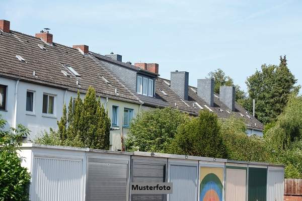 Neuwertiges Reihenmittelhaus mit Garten, 2 Terrassen und viel Platz für die Familie