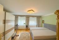 Charmantes Einfamilienhaus mit Einliegerwohnung, Garten und Garage – vielseitig nutzbar