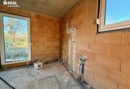 Idyllisches Kleingartenhaus im Rohbau am Wiener Neustädter Kanal