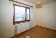 Sanierungsbedürftiges Wohnhaus in sonniger Lage