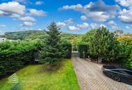 Luxuriöse Villa im Wienerwald – Beheizter Salzwasserpool, Gartenparadies & Premium-Parkmöglichkeiten