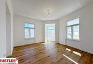 Stilvolle Altbauwohnung mit Balkon zur St. Othmar Kirche