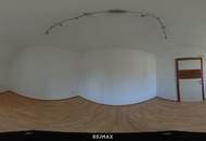 Ruhige, zentral gelegene Wohnung im Dachgeschoss mit Autoabstellplatz