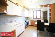 Helle und großzügige 3,5-Zimmer-Wohnung mit Blick ins Grüne