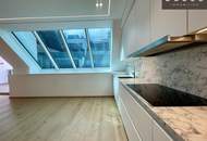 | MODERNE FAMILIENWOHNUNG IM DACHGESCHOSS | EXKLUSIVE ZENTRUMSLAGE | STADTPARK | RUHIGE HOFSEITIGE 12 m2 TERRASSE |