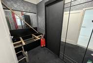 NEU - Sanierungsbedürftige 2-Zimmer Altbauwohnung nahe A1 Hauptsitz - ruhige Hoflage