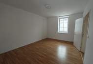 Zinshaus mit drei Eigenständigen Wohnungen mit Garten in zentraler Lage von Ternitz!