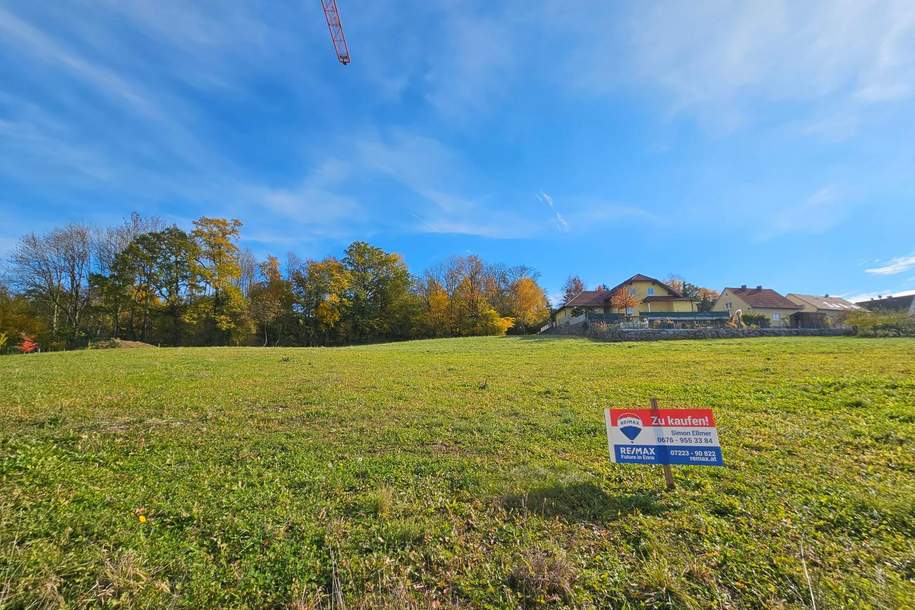 Sonniges Grundstück mit Ausblick – 991 m² in St. Valentin, kein Bauzwang, Grund und Boden-kauf, 199.000,€, 4300 Amstetten