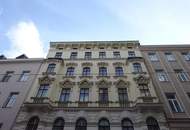 Nähe Urania! Perfekt aufgeteilte 4-Zimmer DG-Wohnung mit Balkon, 1030!