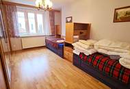 TOPGELEGENHEIT! EIGENHEIM MIT POTENTIAL, 113 m2 Neubau mit Loggia, 4 Zimmer, Küche, 2 Bäder, teilmöbliert, 3. Liftstock, Enkplatz