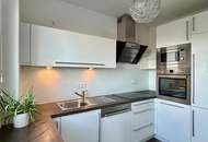 Einzigartige Dachgeschosswohnung mit Traum-Ausblick auf den Kahlenberg!