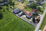 Zwei-Parteienhaus mit Hallengebäude und 5 Garagen - Gewerbliche Nutzung möglich!