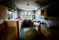 GROßZÜGIGES ZWEIFAMILIENHAUS MIT 1.548 m² TRAUMGARTEN IN SCHWADORF BEI WIEN