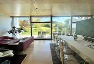 Architekten-Villa in traumhafter Landschaft – ein Rückzugsort mit höchster Wohnqualität.