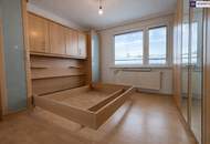 Schnell sein! 2-3 Zimmer I cleverer Grundriss I große Terrasse I ideale Infrastruktur I Top-Anbindung I Entwicklungspotential I Parkplatz