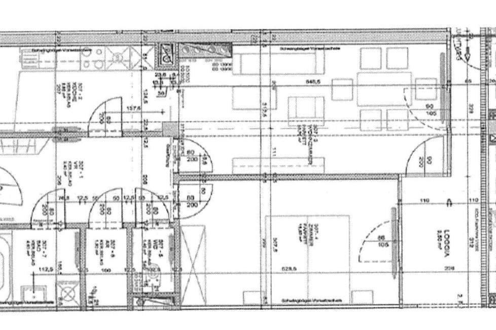 Charmante 2-Zimmer-Wohnung mit Loggia in ruhiger Innenhoflage