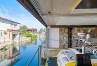Direkt am Wasser: Exklusives Bootshaus mit Luxuskomfort