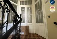 Gepflegter Altbau: Schöne Zwei Zimmer plus Küche