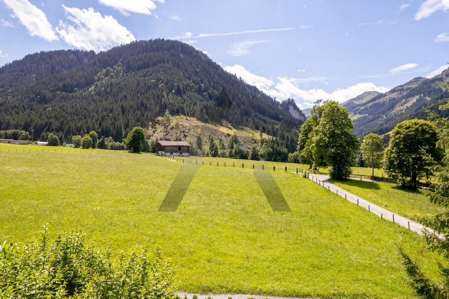 Traumhaftes Chalet in idyllischer Ruhe- und Aussichtslage nahe der Skipiste, Haus-kauf, 4.950.000,€, 6365 Kitzbühel