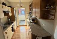 Dachgeschoßwohnung im Zentrum!