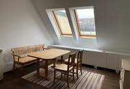 Möblierte Dachgeschosswohnung! Perfekt für Singles oder Pärchen!
