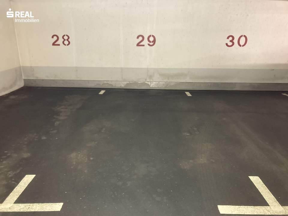 TIEFGARAGENSTELLPLATZ in sehr guter Lage