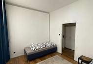 Sanierte charmante 2-Zimmer-Altbauwohnung