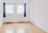 Sonnige DG-Wohnung mit Freifläche in ruhiger Lage!