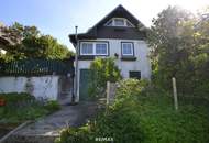 Kleingartenidylle mit Weinbergblick – nettes Sommerhäuschen mit Potenzial für Neubau!