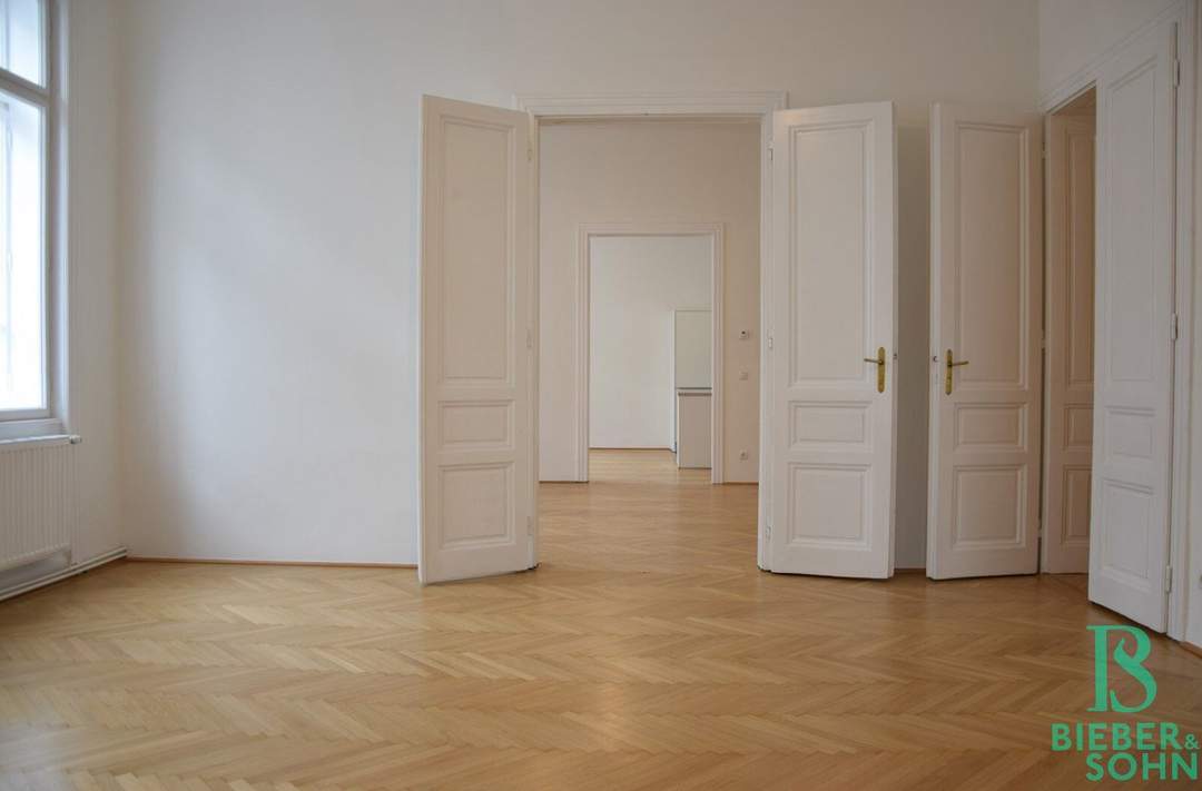 Charme-Flair-Großzügigkeit - Beim Hamerlingplatz - Top Altbauwohnung!