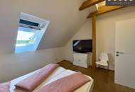 | EXKLUSIVE & STILVOLLE DACHGESCHOSSWOHNUNG | 1. OG | LICHTDURCHFLUTET | MODERNE & HOCHWERTIGE AUSSTATTUNG | TERRASSE | GARTENNUTZUNG | IDYLLISCHE LAGE | SEHR GUTE ANBINDUNG ZUR A2