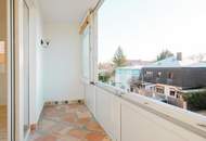 WUNDERSCHÖNE 4-ZIMMER-WOHNUNG MIT SONNIGER LOGGIA