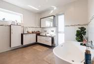 "Traumhaus mit Pool, Doppelgarage &amp; Gartenparadies, Nähe Tulln"